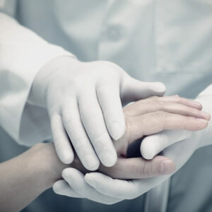 Миття, одягання тіла